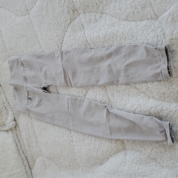 27. Free People Good Karma Leggings Ice Grey - Picture 5 of 13